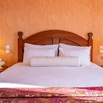 Likoria 4*