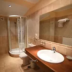 Likoria 4*
