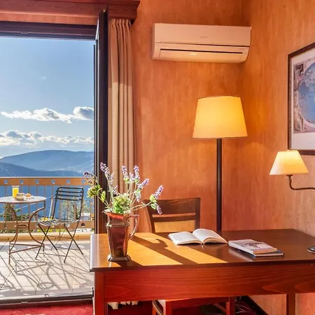 Likoria Hotel 4*
