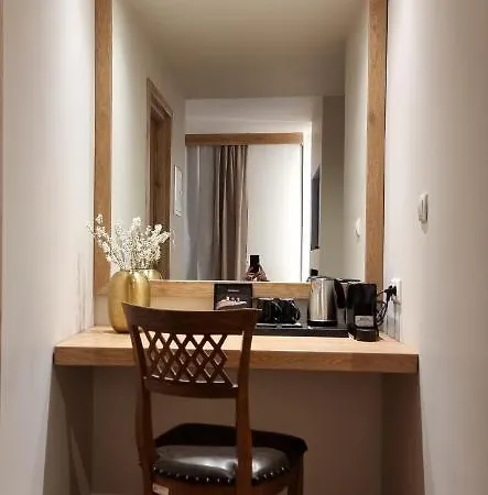 Likoria Hotel Arájova