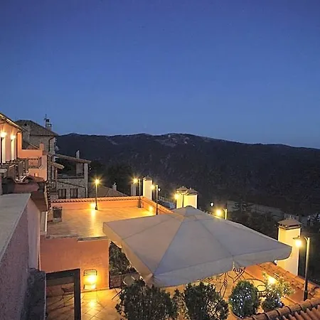 Likoria 4*