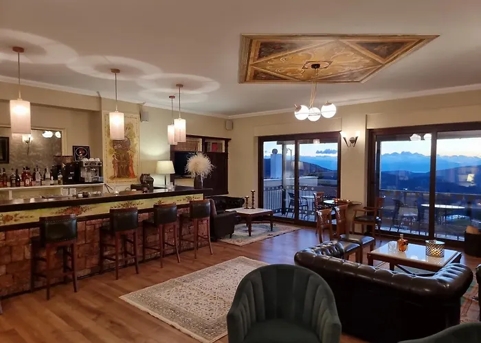 Likoria Αράχωβα